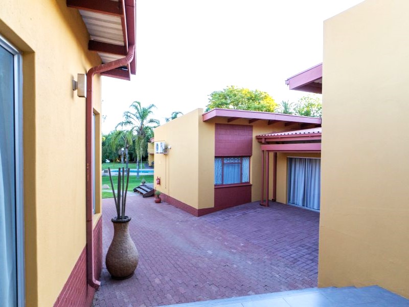 Commercial Property for Sale in Middelpos Northern Cape